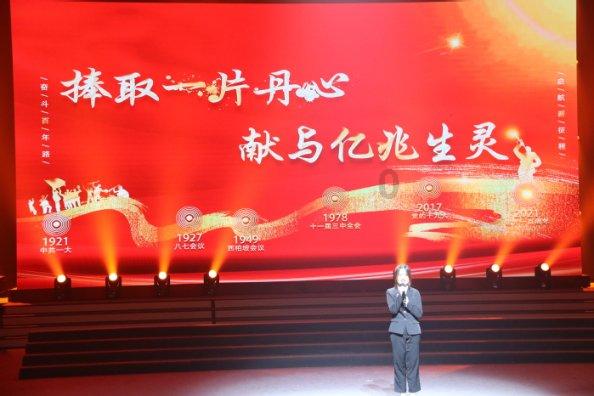 拧紧冬季“安全阀” 筑牢群众“生命线”——苏尼特右旗消防救援大队开展居民住宅区宣传检查